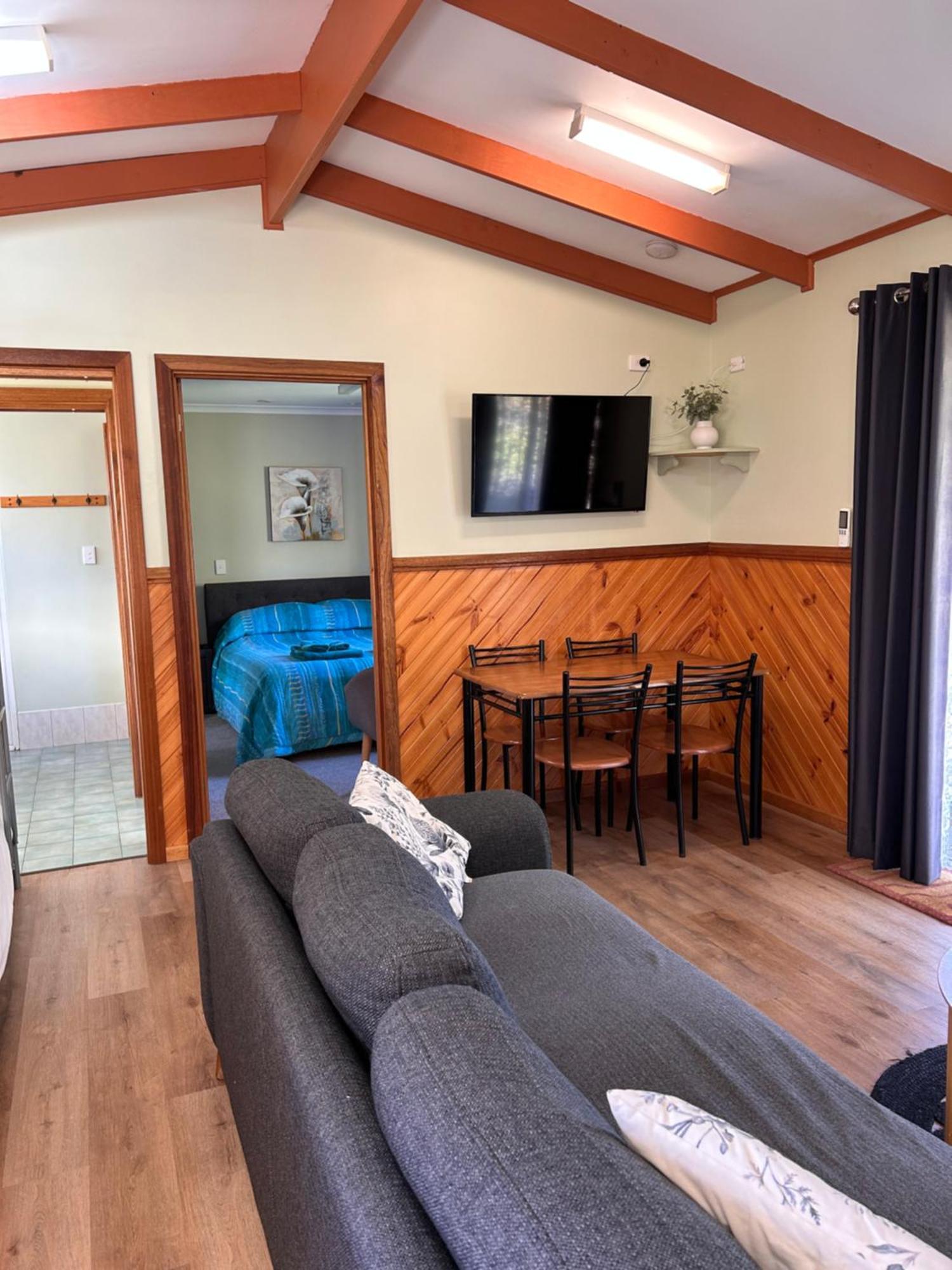 Millicent Lakeside Caravan Park 호텔 외부 사진