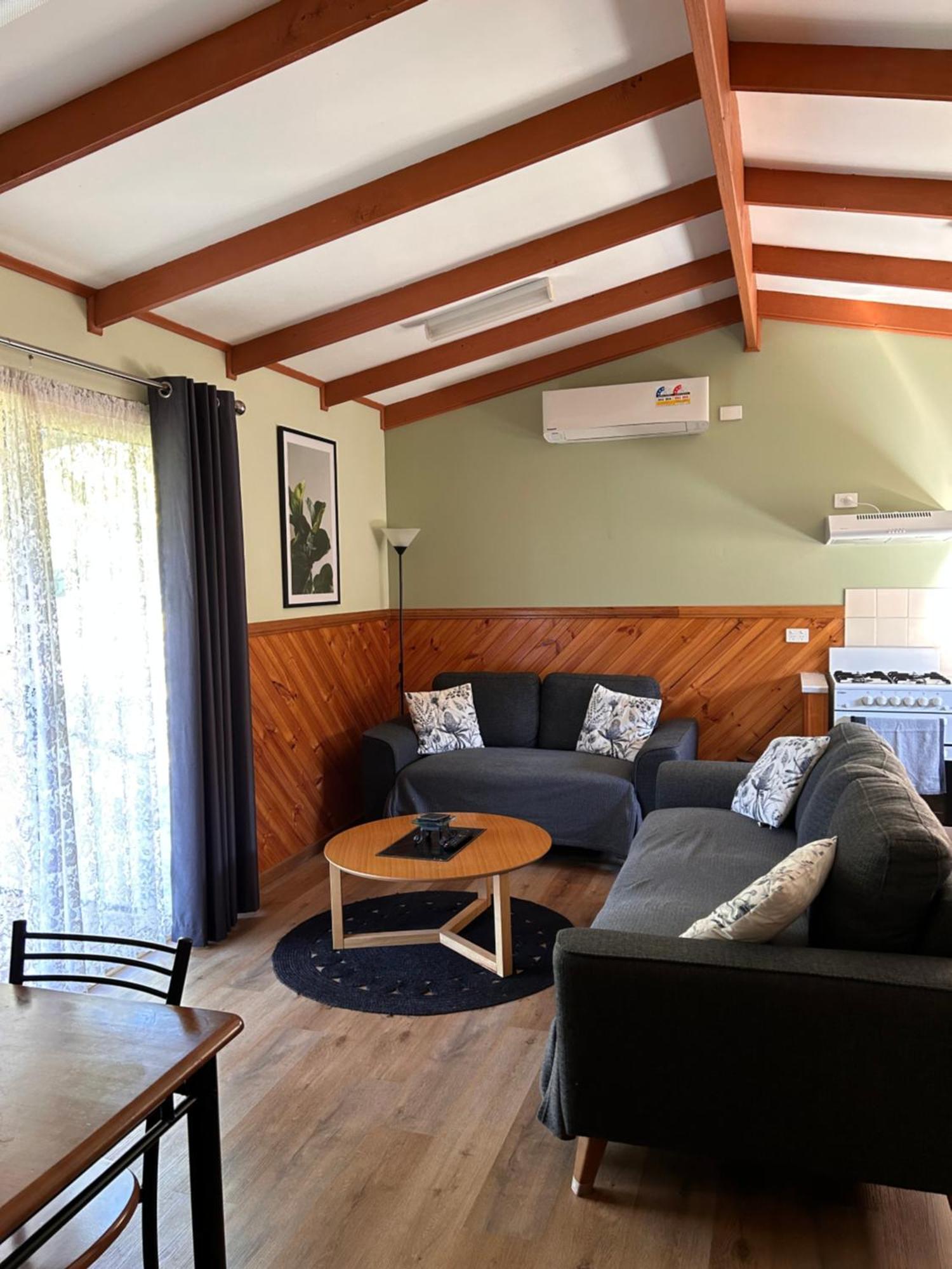 Millicent Lakeside Caravan Park 호텔 외부 사진