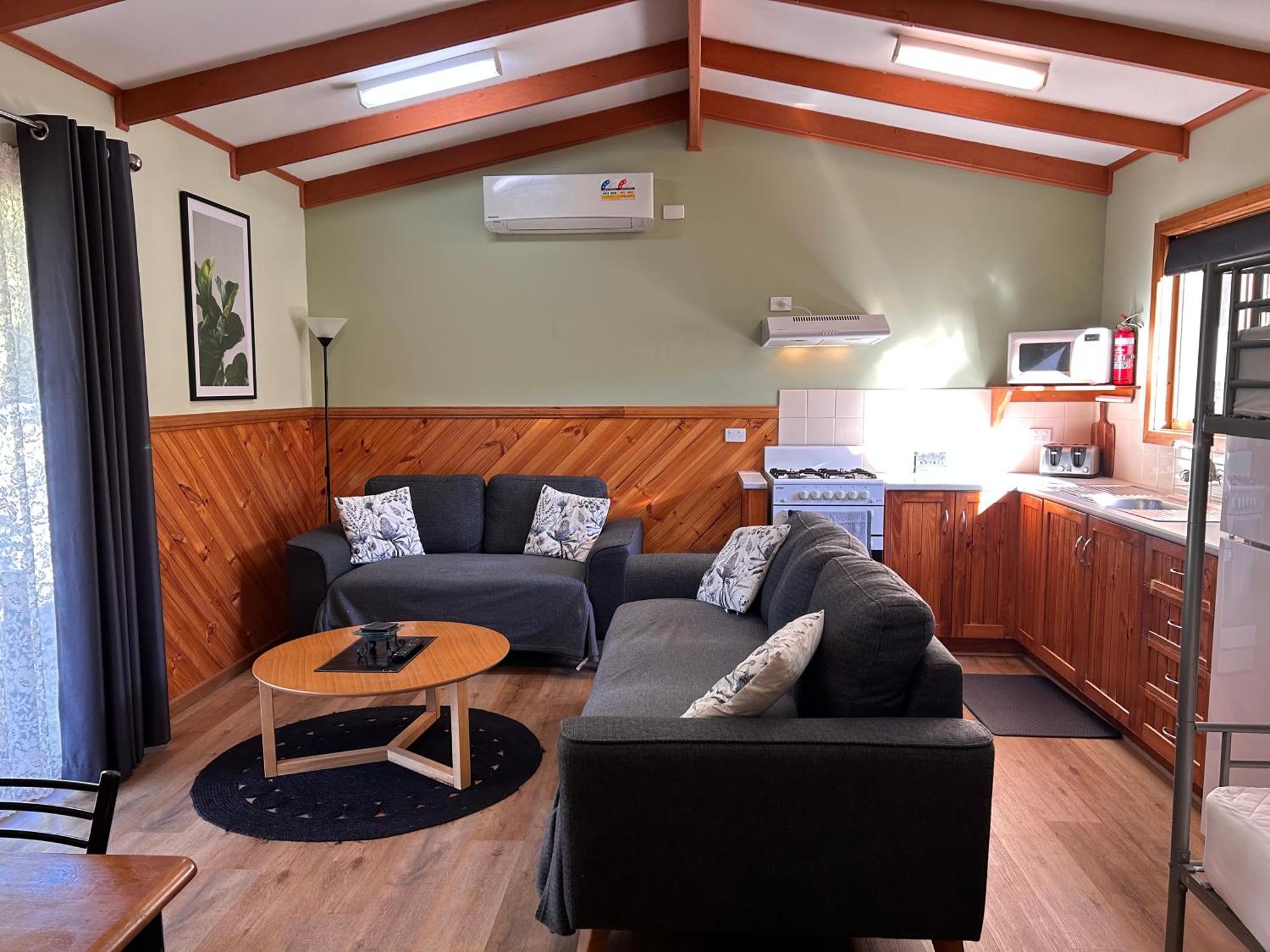 Millicent Lakeside Caravan Park 호텔 외부 사진