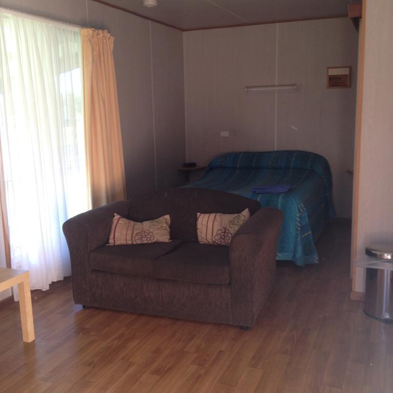 Millicent Lakeside Caravan Park 호텔 외부 사진