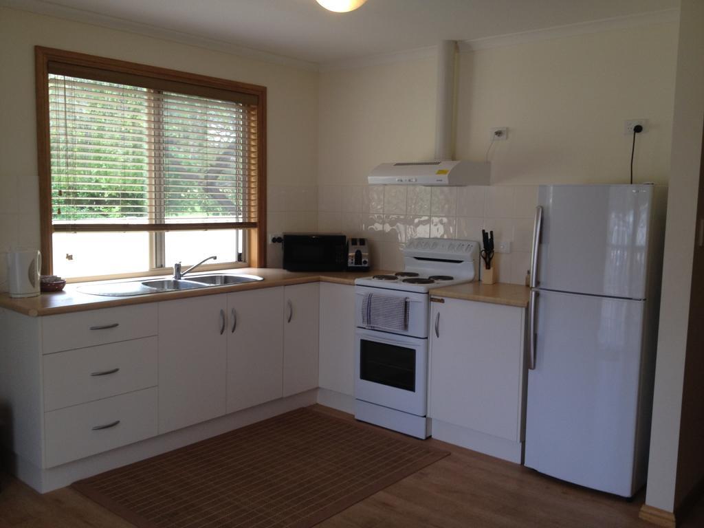 Millicent Lakeside Caravan Park 호텔 외부 사진