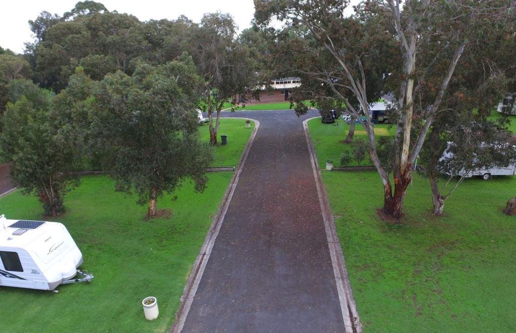 Millicent Lakeside Caravan Park 호텔 외부 사진